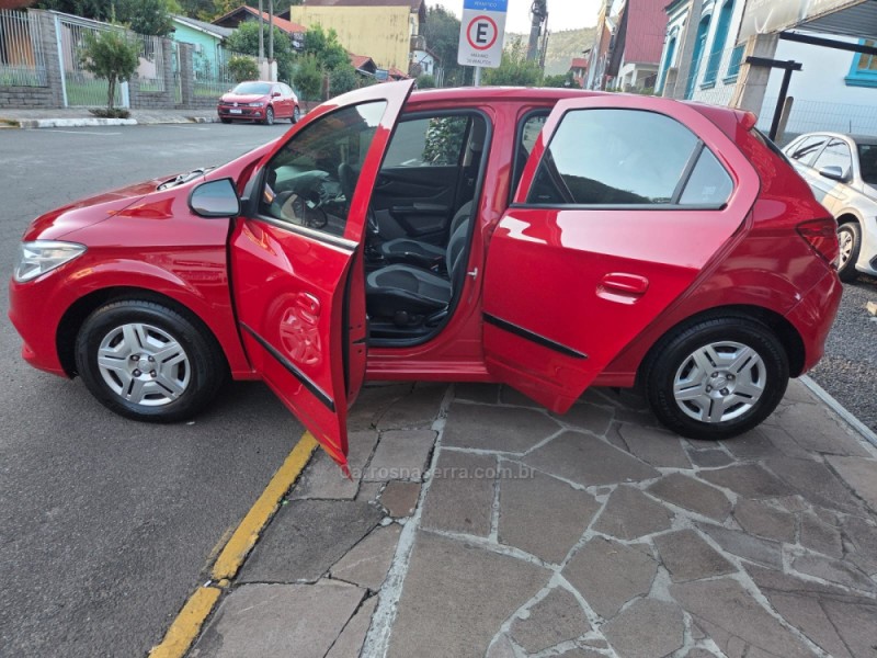 ONIX 1.0 MPFI LT 8V FLEX 4P MANUAL - 2015 - PICADA CAFé