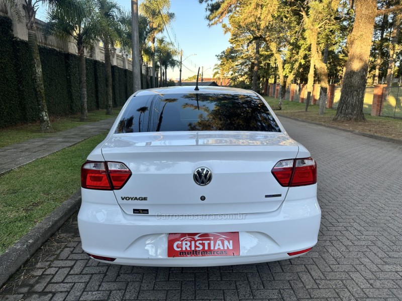 VOYAGE 1.0 MI CITY 8V FLEX 4P MANUAL - 2013 - CAXIAS DO SUL