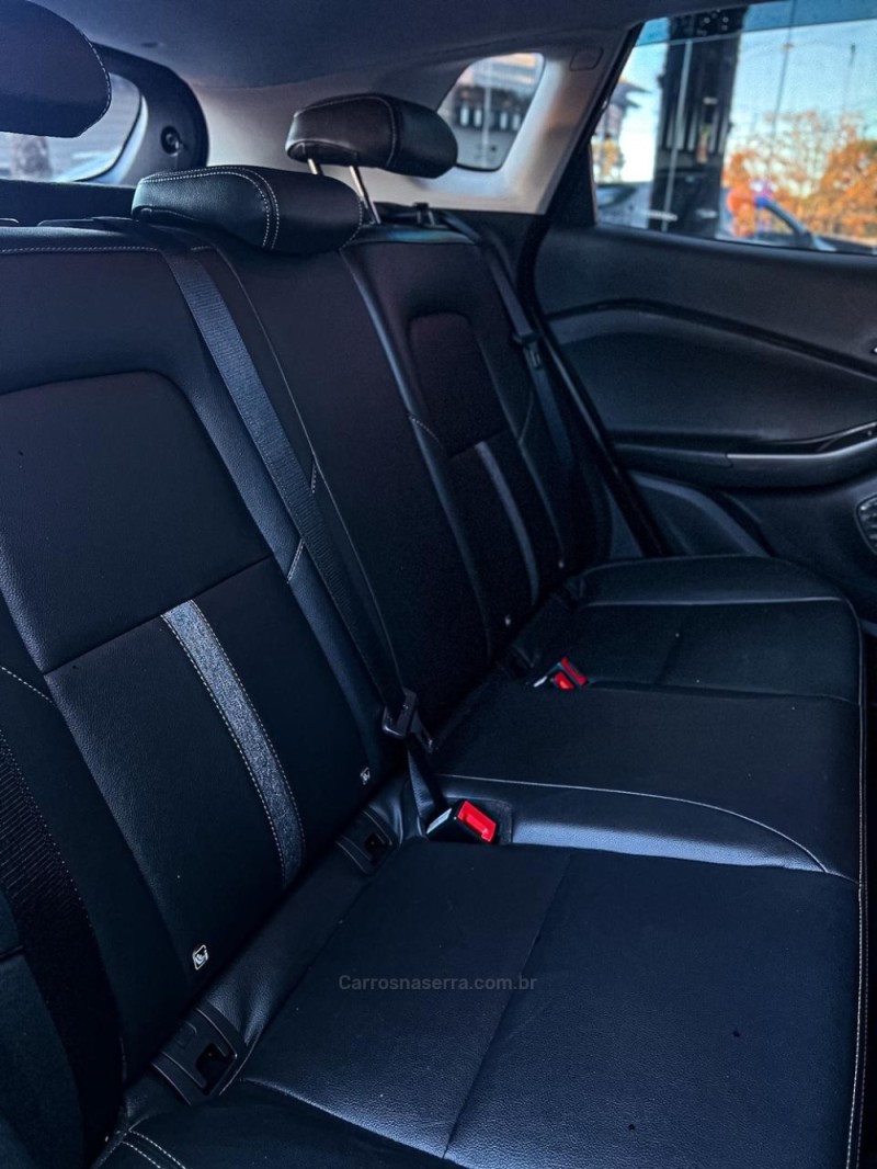 TRACKER 1.0 12V LTZ TURBO FLEX 4P AUTOMÁTICO - 2025 - CANELA