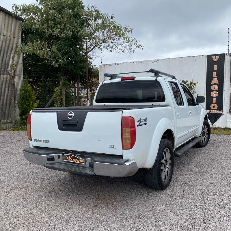 FRONTIER 2.5 SL 4X4 CD TURBO ELETRONIC DIESEL 4P AUTOMÁTICO - 2015 - CAXIAS DO SUL