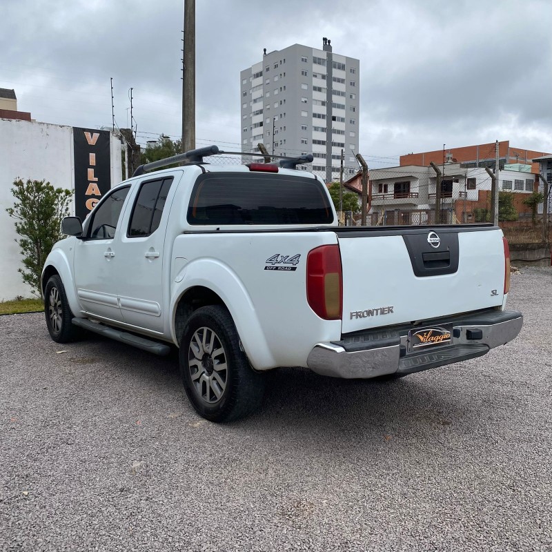 FRONTIER 2.5 SL 4X4 CD TURBO ELETRONIC DIESEL 4P AUTOMÁTICO - 2015 - CAXIAS DO SUL