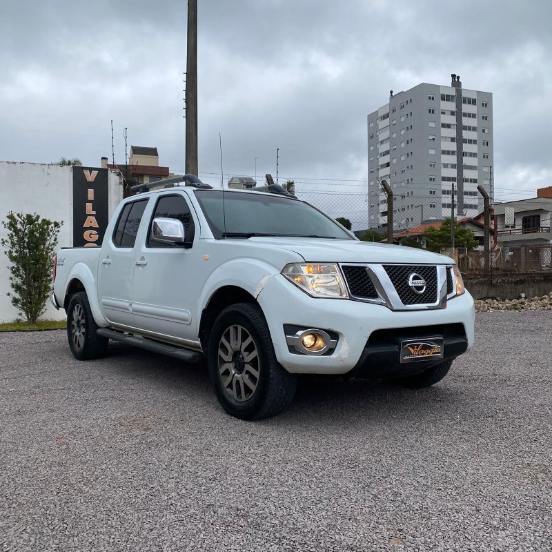 FRONTIER 2.5 SL 4X4 CD TURBO ELETRONIC DIESEL 4P AUTOMÁTICO - 2015 - CAXIAS DO SUL