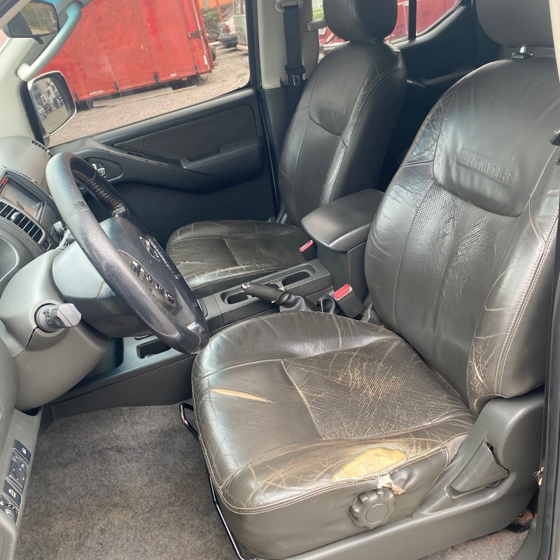 FRONTIER 2.5 SL 4X4 CD TURBO ELETRONIC DIESEL 4P AUTOMÁTICO - 2015 - CAXIAS DO SUL
