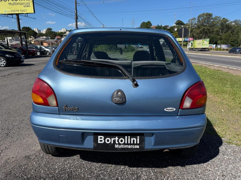 FIESTA 1.6 MPI GLX 8V GASOLINA 4P MANUAL - 2000 - FARROUPILHA