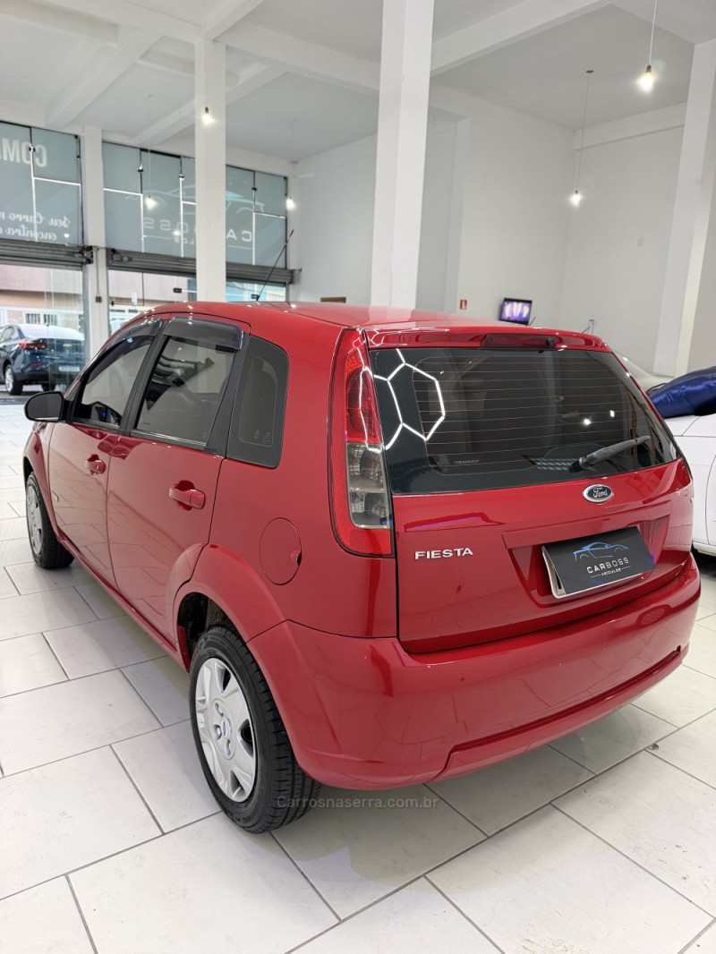 FIESTA 1.6 MPI CLASS HATCH 8V FLEX 4P MANUAL - 2012 - CAXIAS DO SUL