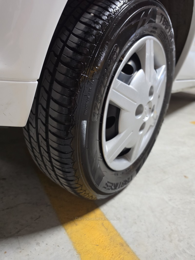 CLASSIC 1.0 MPFI LS 8V FLEX 4P MANUAL - 2012 - CAXIAS DO SUL