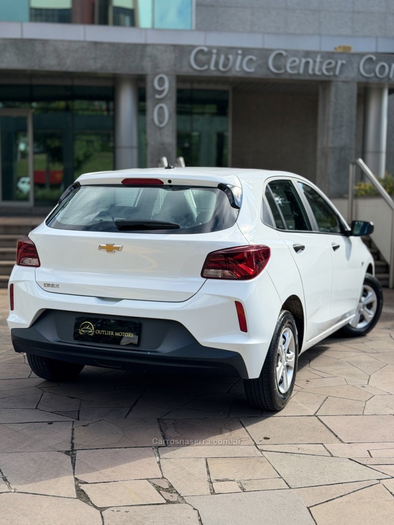 ONIX 1.0 12V FLEX 4P MANUAL - 2025 - NOVO HAMBURGO
