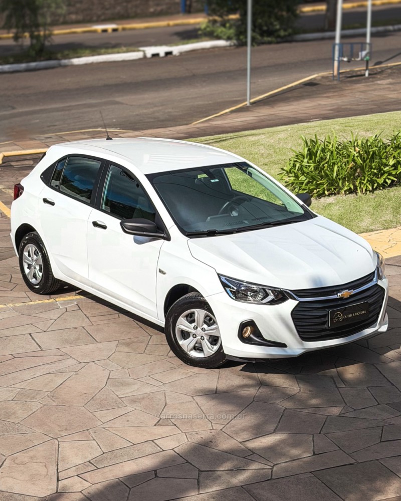 ONIX 1.0 12V FLEX 4P MANUAL - 2025 - NOVO HAMBURGO