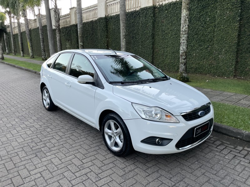 FOCUS 1.6 GL 16V FLEX 4P MANUAL - 2011 - CAXIAS DO SUL