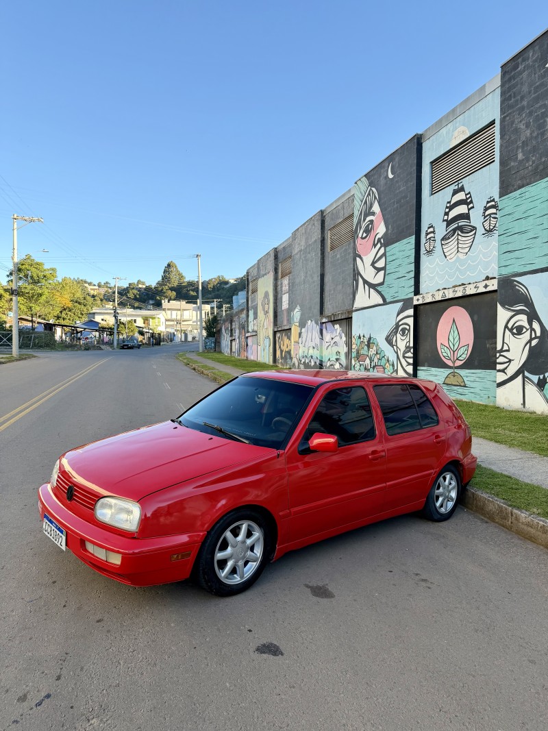 GOLF 1.8 MI GL 8V GASOLINA 4P MANUAL - 1995 - CAXIAS DO SUL