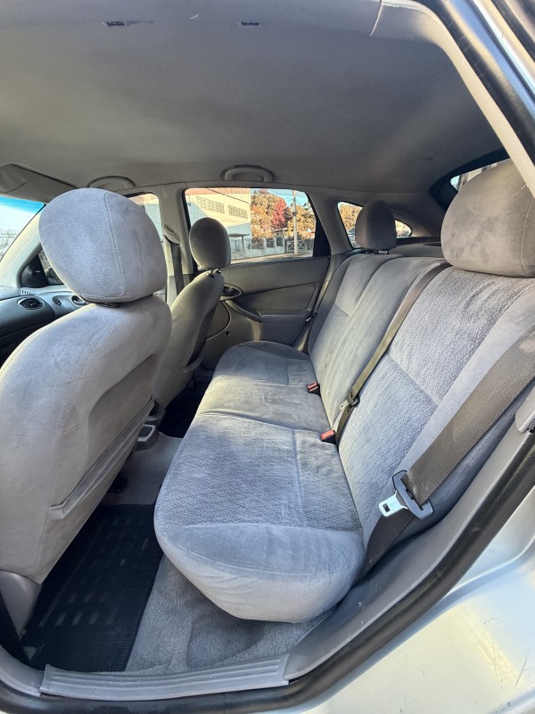FOCUS 1.8 GLX 16V GASOLINA 4P MANUAL - 2001 - CAXIAS DO SUL