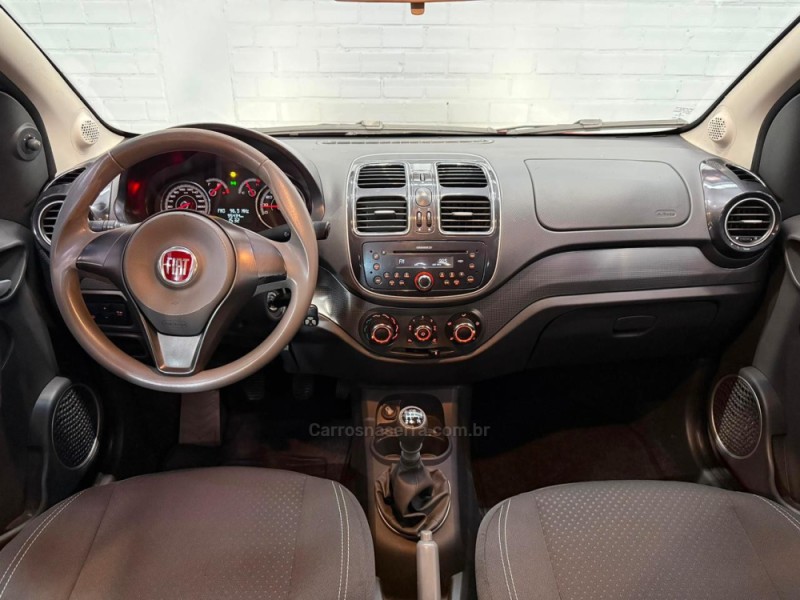 GRAND SIENA 1.4 MPI ATTRACTIVE 8V FLEX 4P MANUAL - 2015 - CAXIAS DO SUL