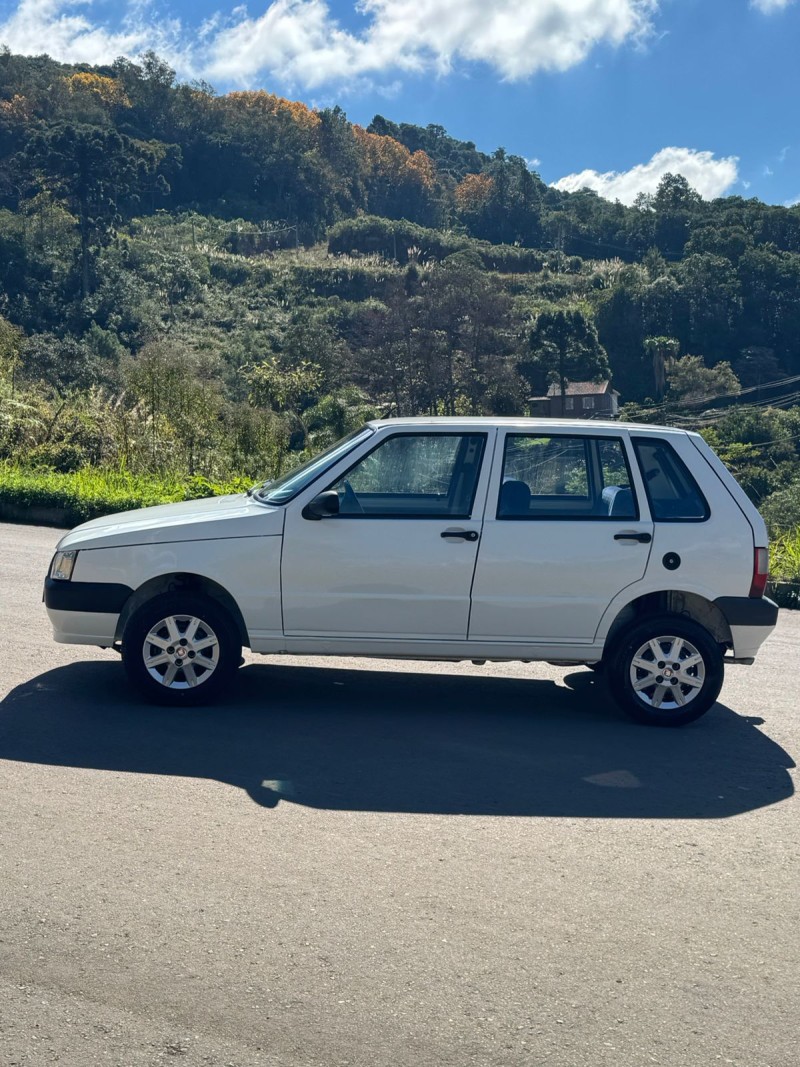 UNO 1.0 IE MILLE EP 8V GASOLINA 4P MANUAL - 2009 - BENTO GONçALVES