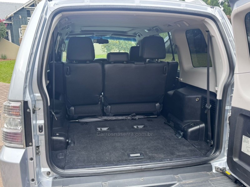 PAJERO FULL 3.2 HPE 4X4 16V DIESEL 4P AUTOMÁTICO - 2009 - NOVA PETRóPOLIS