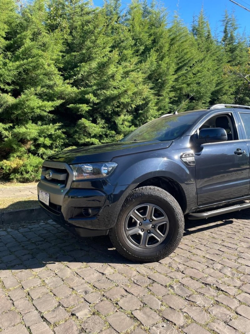 RANGER 2.2 XLS 4X4 CD 16V DIESEL 4P AUTOMÁTICO - 2019 - CAXIAS DO SUL