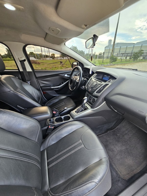 FOCUS 1.6 SE 16V FLEX 4P AUTOMÁTICO - 2015 - ANTôNIO PRADO