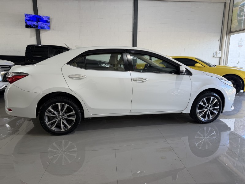COROLLA 2.0 ALTIS 16V FLEX 4P AUTOMÁTICO - 2018 - CAXIAS DO SUL