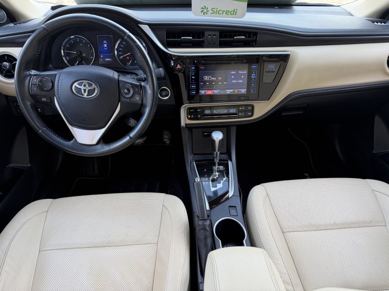 COROLLA 2.0 ALTIS 16V FLEX 4P AUTOMÁTICO - 2018 - CAXIAS DO SUL