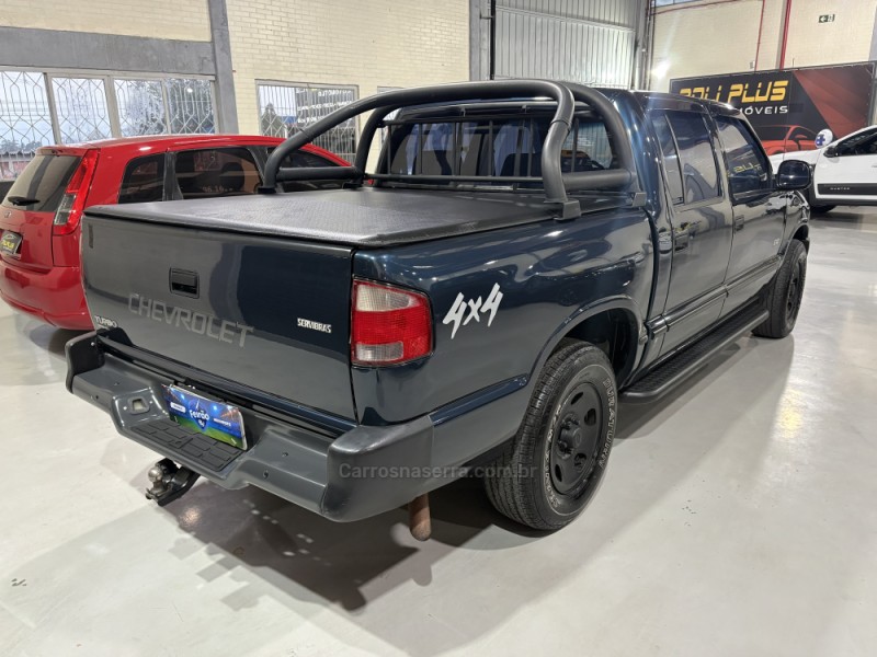 S10 2.5 STD 4X4 CD 8V TURBO DIESEL 4P MANUAL - 2000 - CAXIAS DO SUL