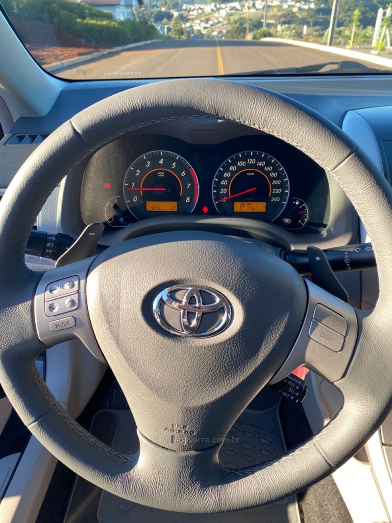 COROLLA 2.0 XEI 16V FLEX 4P AUTOMÁTICO - 2011 - SANANDUVA
