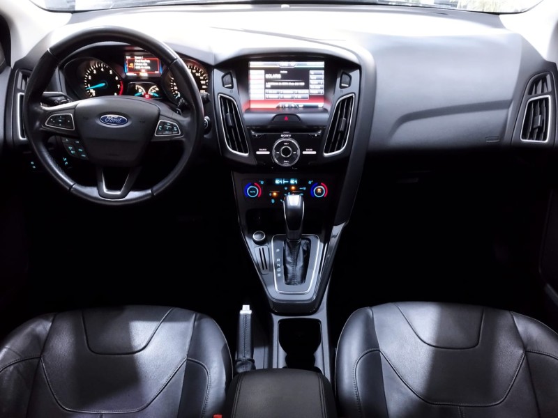 FOCUS 2.0 TITANIUM HATCH 16V FLEX 4P AUTOMÁTICO - 2016 - CAXIAS DO SUL
