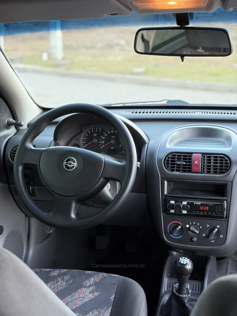 CORSA 1.0 MPFI JOY 8V GASOLINA 4P MANUAL - 2005 - FLORES DA CUNHA
