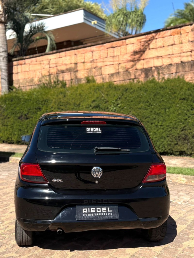 GOL 1.0 8V I-TRED FLEX 4P MANUAL - 2011 - VENâNCIO AIRES
