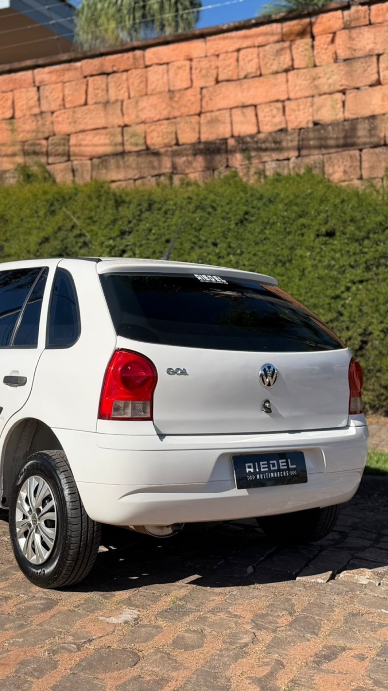 GOL 1.0 MI 8V FLEX 4P MANUAL - 2014 - VENâNCIO AIRES