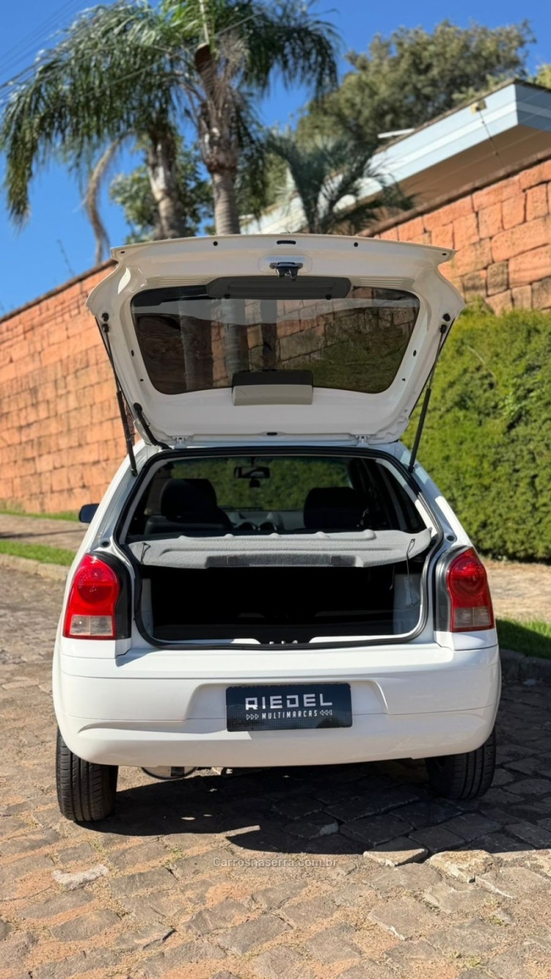 GOL 1.0 MI 8V FLEX 4P MANUAL - 2014 - VENâNCIO AIRES