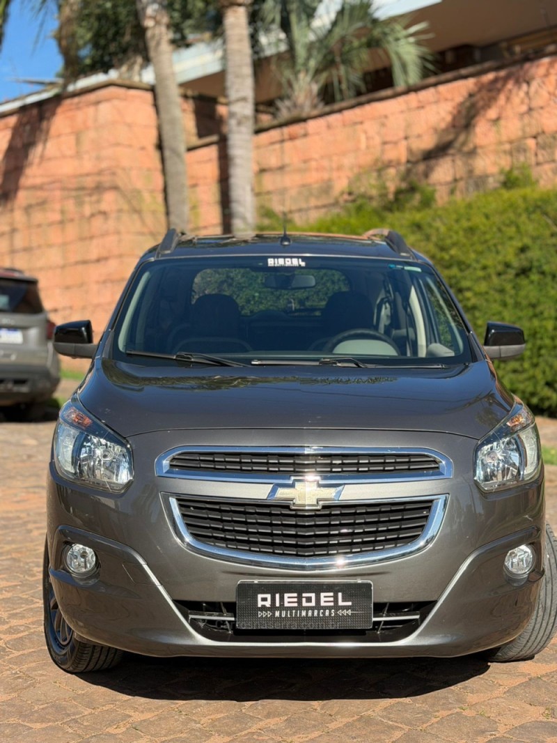 SPIN 1.8 LS 8V FLEX 4P MANUAL - 2014 - VENâNCIO AIRES