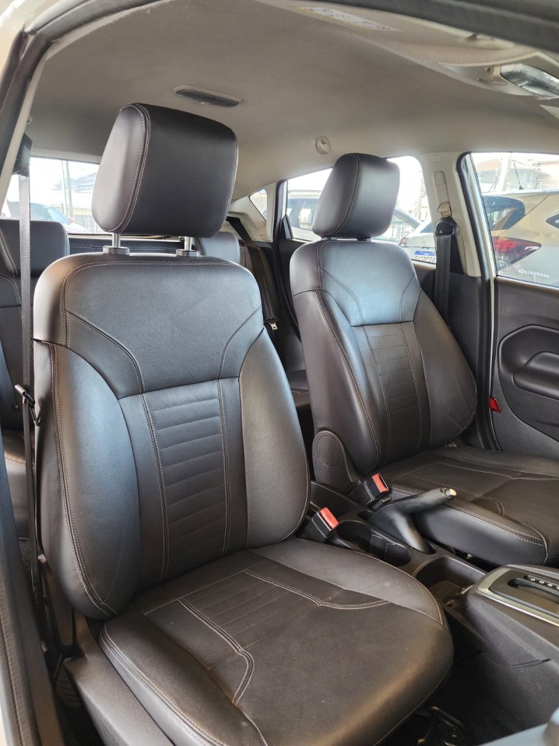 FIESTA 1.6 TITANIUM PLUS HATCH 16V FLEX 4P AUTOMÁTICO - 2014 - CAXIAS DO SUL