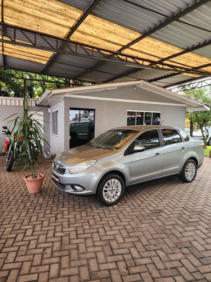 GRAND SIENA 1.6 MPI ESSENCE 16V FLEX 4P MANUAL - 2013 - CAXIAS DO SUL