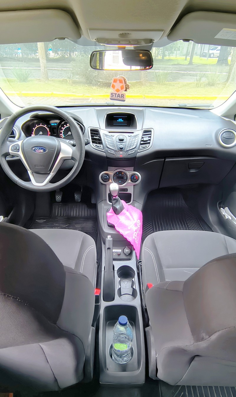 FIESTA 1.5 SE HATCH 16V FLEX 4P MANUAL - 2017 - FARROUPILHA