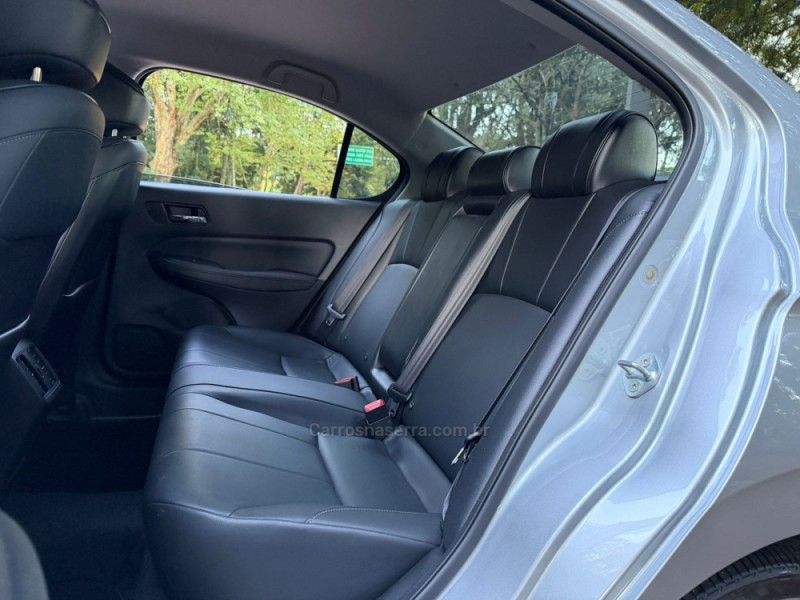 CITY 1.5 SEDAN TOURING 16V FLEX 4P AUTOMÁTICO - 2022 - DOIS IRMãOS