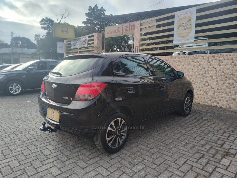 ONIX 1.4 MPFI LTZ 8V FLEX 4P MANUAL - 2016 - CANELA