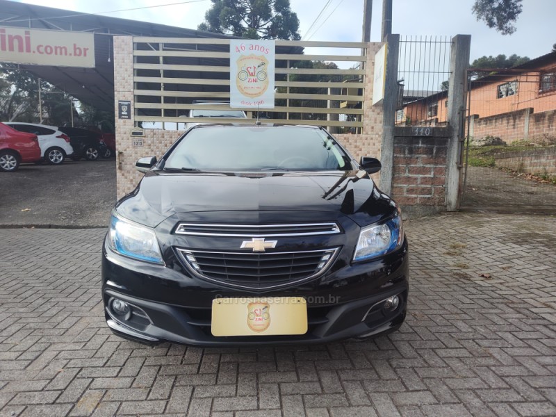 ONIX 1.4 MPFI LTZ 8V FLEX 4P MANUAL - 2016 - CANELA