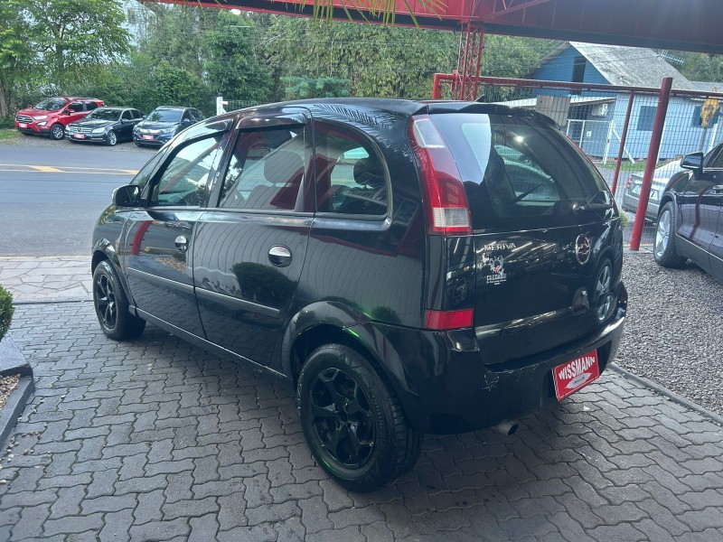 MERIVA 1.8 MPFI 8V GASOLINA 4P MANUAL - 2024 - TRêS COROAS