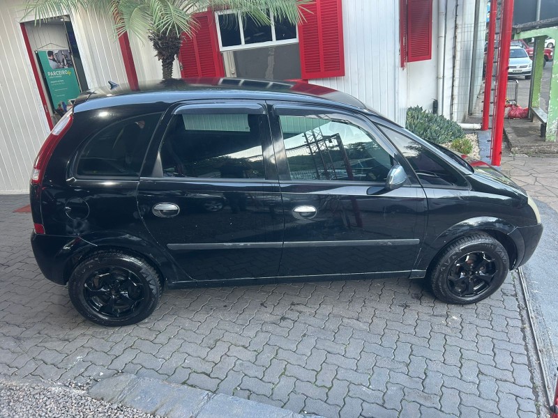 MERIVA 1.8 MPFI 8V GASOLINA 4P MANUAL - 2024 - TRêS COROAS