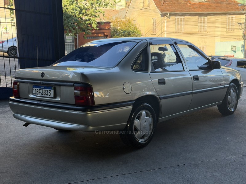 VECTRA 2.0 MPFI GLS 8V GASOLINA 4P MANUAL - 1994 - CAXIAS DO SUL