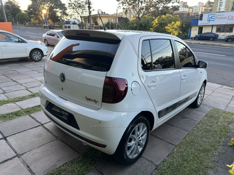 FOX 1.6 MI ROCK IN RIO 8V FLEX 4P MANUAL - 2014 - CAXIAS DO SUL