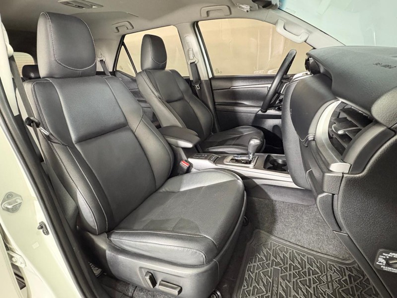 HILUX SW4 2.8 SRX 4X4 7 LUGARES 16V TURBO INTERCOOLER DIESEL 4P AUTOMÁTICO - 2021 - FARROUPILHA