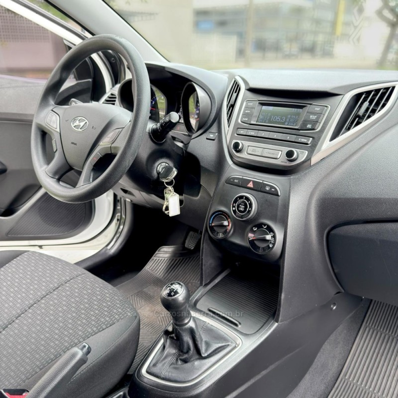 HB20 1.0 COMFORT 12V FLEX 4P MANUAL - 2017 - NOVO HAMBURGO