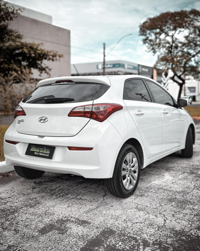 HB20 1.0 COMFORT 12V FLEX 4P MANUAL - 2017 - NOVO HAMBURGO