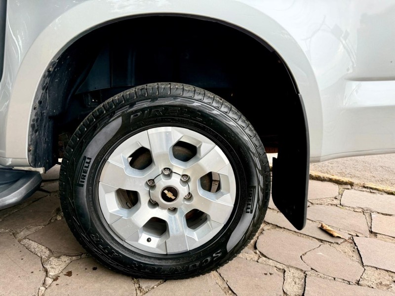 S10 2.4 MPFI LTZ 4X4 CD 8V FLEX 4P MANUAL - 2014 - TRêS COROAS
