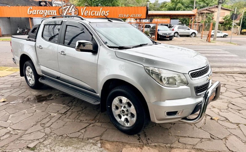 S10 2.4 MPFI LTZ 4X4 CD 8V FLEX 4P MANUAL - 2014 - TRêS COROAS