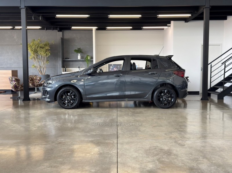 ONIX 1.0 HATCH RS 12V TURBO 4P AUTOMÁTICO - 2024 - BENTO GONçALVES