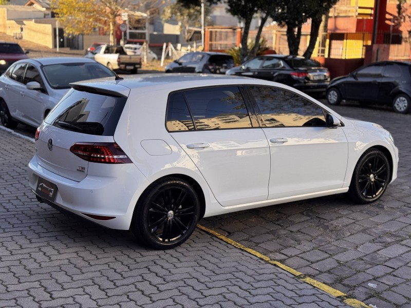 GOLF 1.4 TSI HIGHLINE 16V TOTAL FLEX 4P TIPTRONIC - 2015 - CAXIAS DO SUL