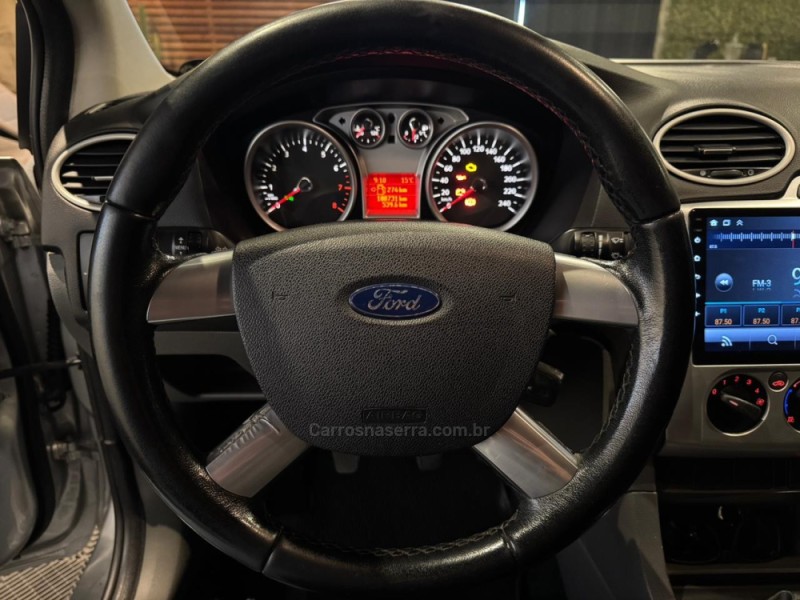 FOCUS 1.6 8V GASOLINA 4P MANUAL - 2012 - FARROUPILHA