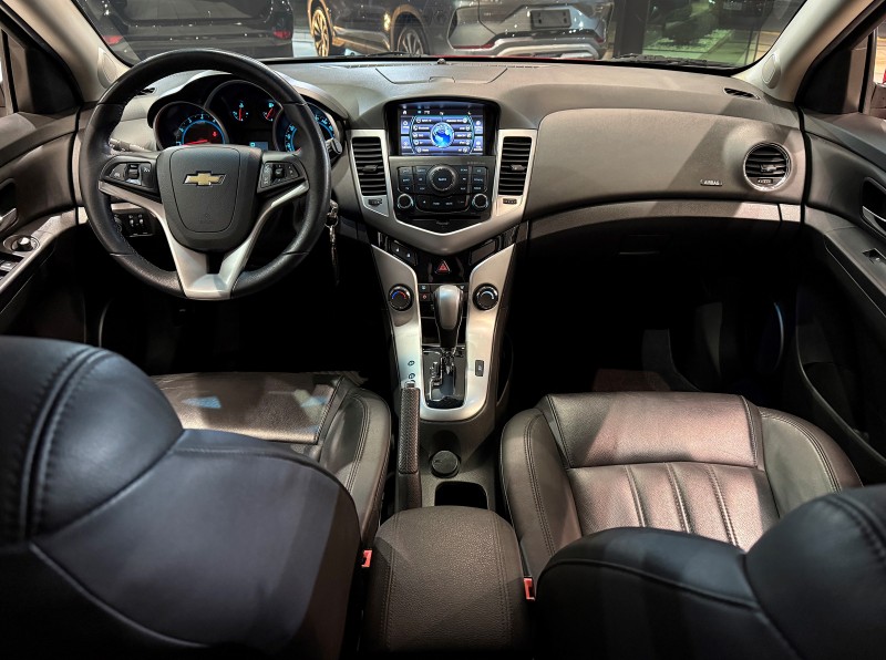 CRUZE 1.8 LT 16V FLEX 4P AUTOMÁTICO - 2015 - FARROUPILHA