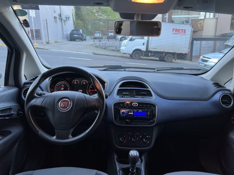 PUNTO 1.4 ATTRACTIVE 8V FLEX 4P MANUAL - 2013 - CAXIAS DO SUL